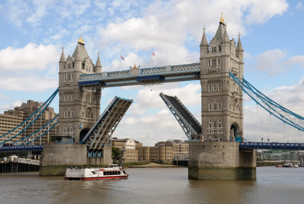 obraz 2025 08 21 150436995 obraz 2025 08 21 150436995